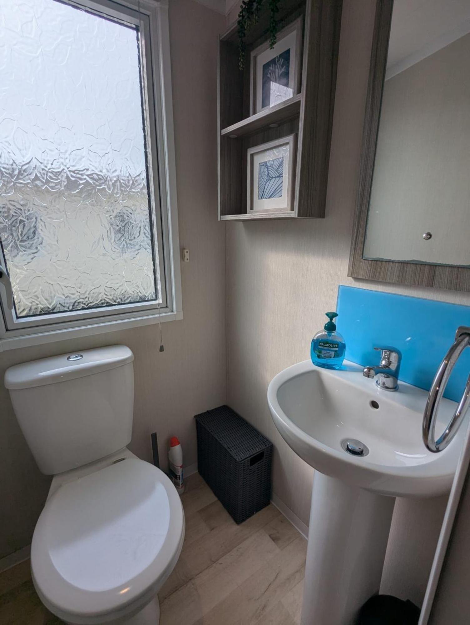 Beautifully Presented Dog Friendly Caravan On Very Popular Littlesea Holiday Haven Park Weymouth Wyke Regis المظهر الخارجي الصورة