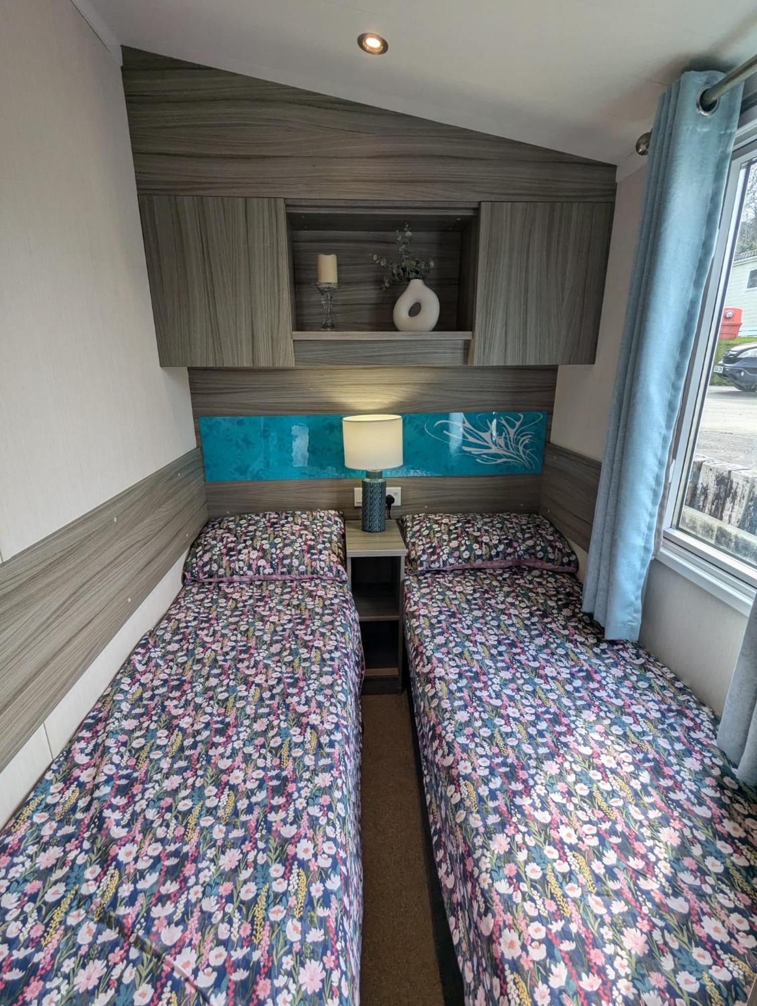 Beautifully Presented Dog Friendly Caravan On Very Popular Littlesea Holiday Haven Park Weymouth Wyke Regis المظهر الخارجي الصورة
